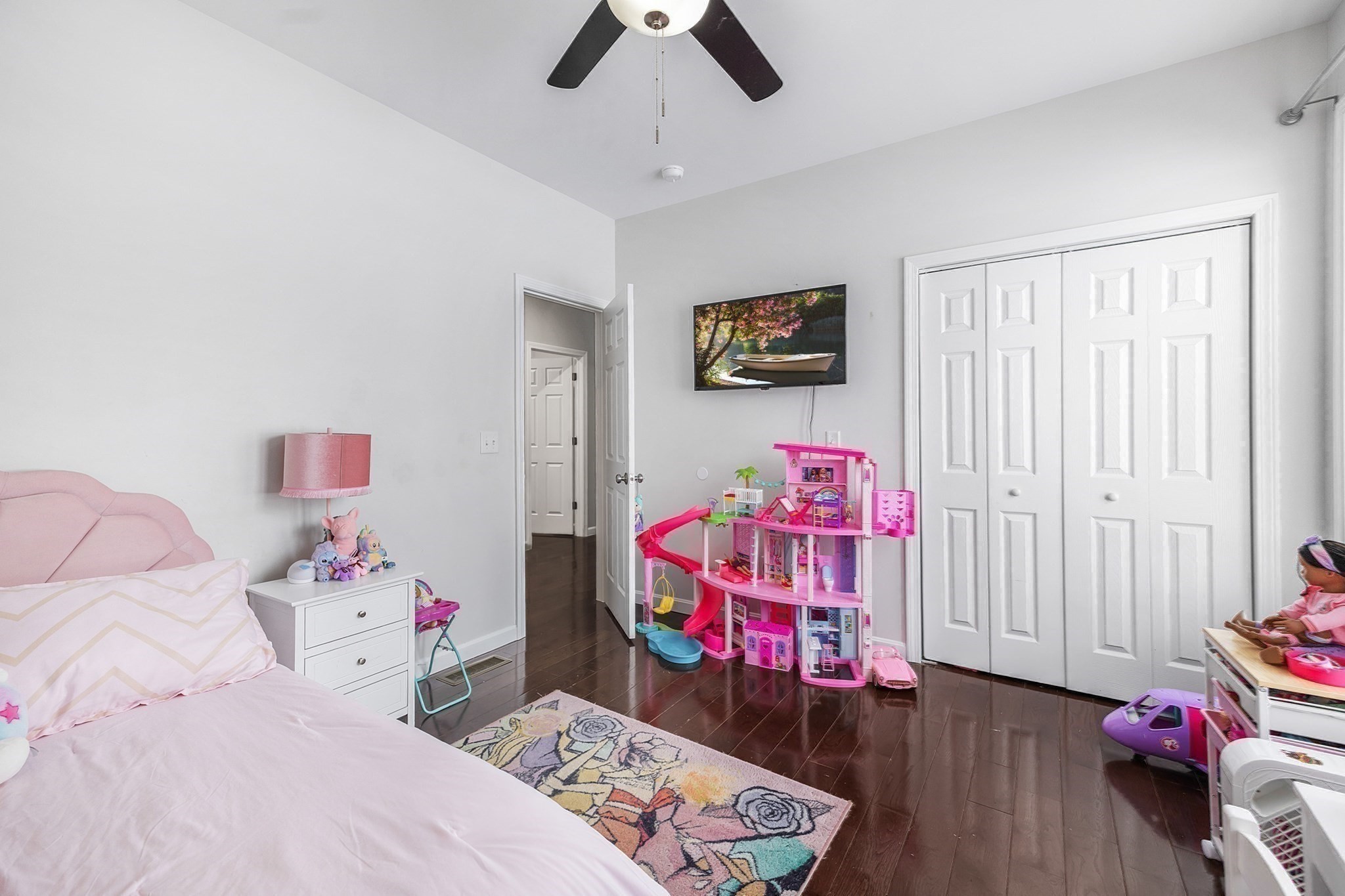 980 Center Street Property Photo 37