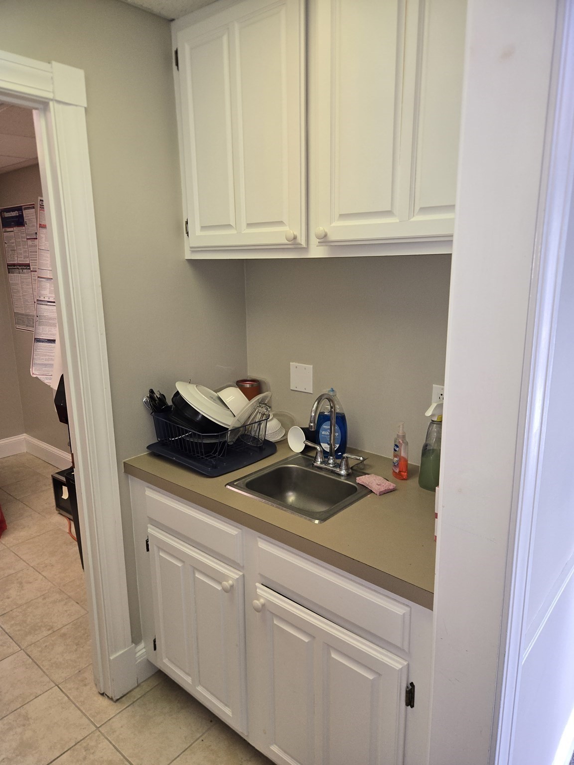 98 E Grove St # 101 Property Photo 15