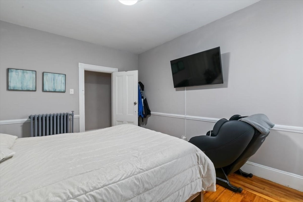 187 Highland St Property Photo 8