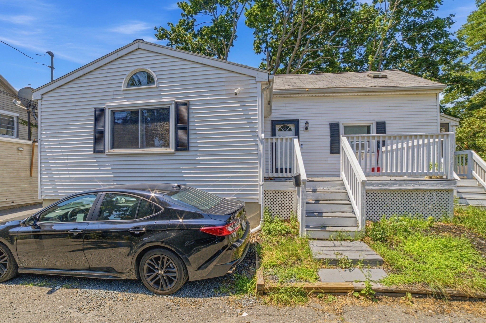 2 Chestnut Terrace Property Photo 3