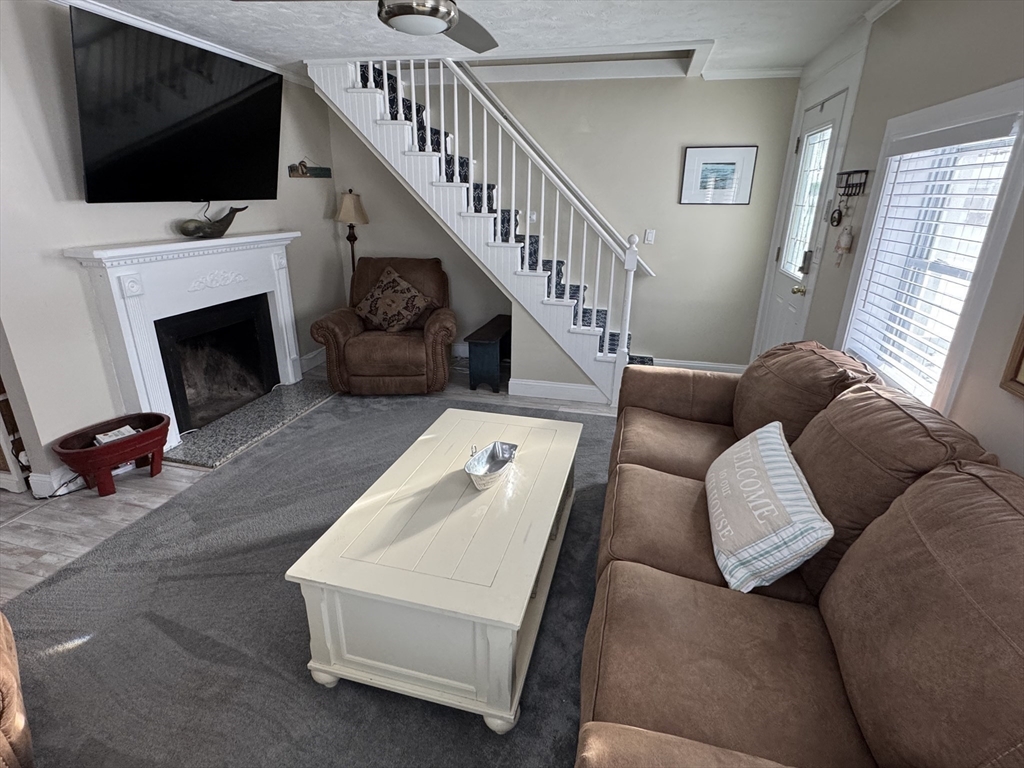 16 Elton Property Photo 11