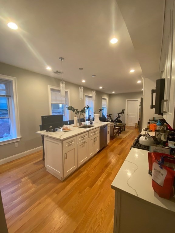 422 Hanover St # 5 Property Photo 6