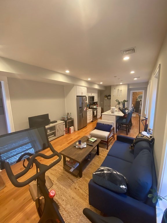 422 Hanover St # 5 Property Photo 12