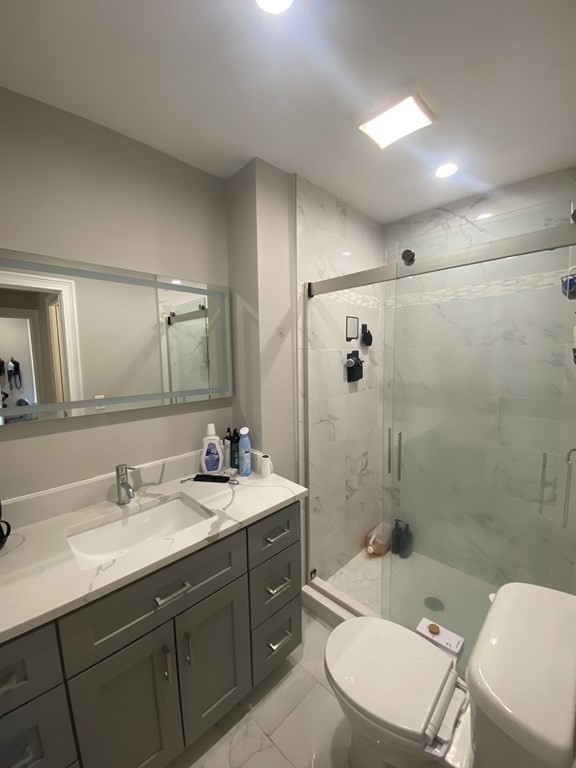 422 Hanover St # 5 Property Photo 19
