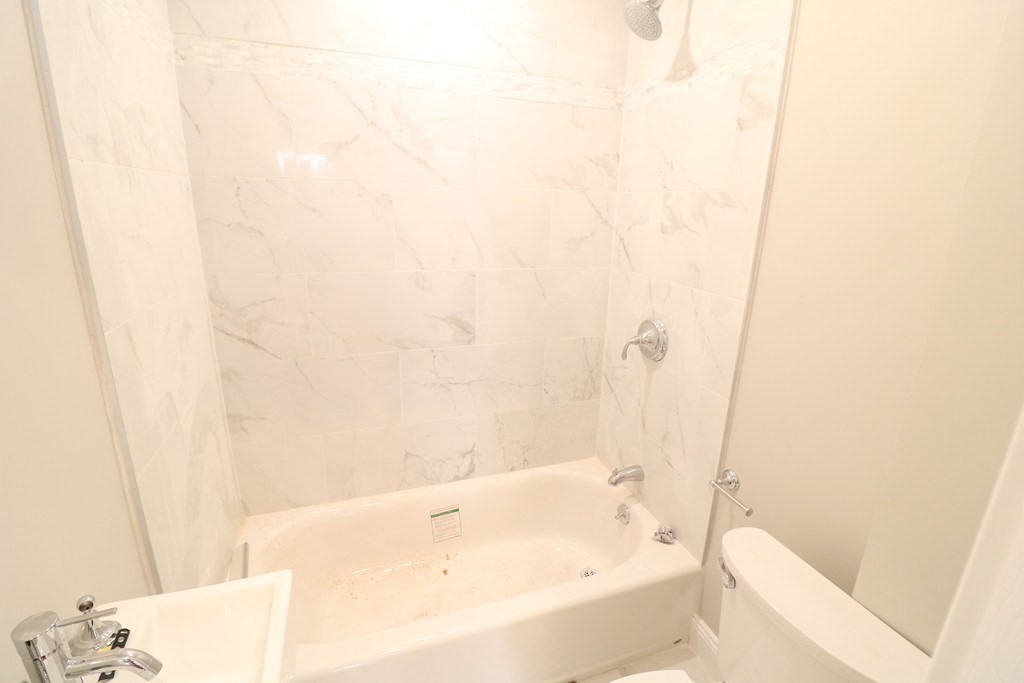 422 Hanover St # 5 Property Photo 22