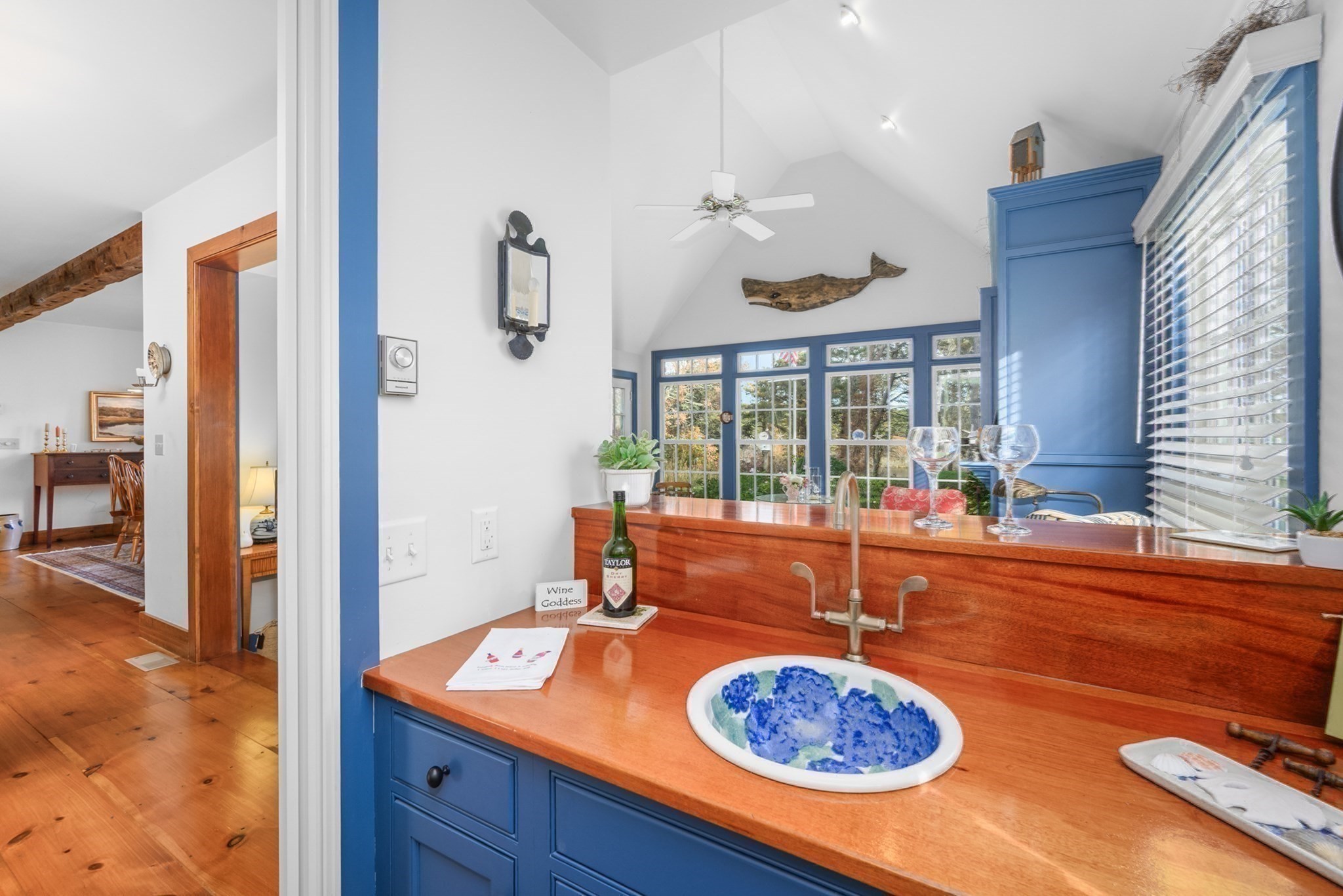 41 Court St Property Photo 16