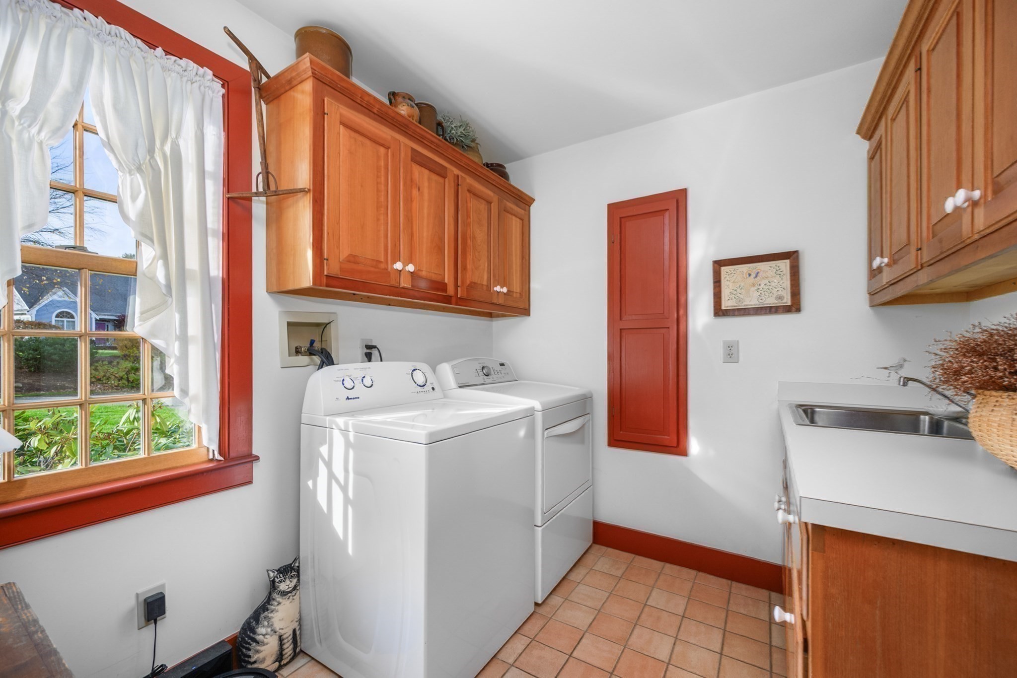 41 Court St Property Photo 18