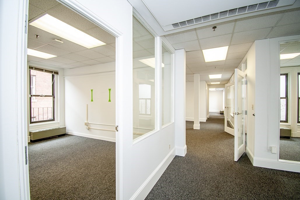 2 Park Plaza Property Photo 3