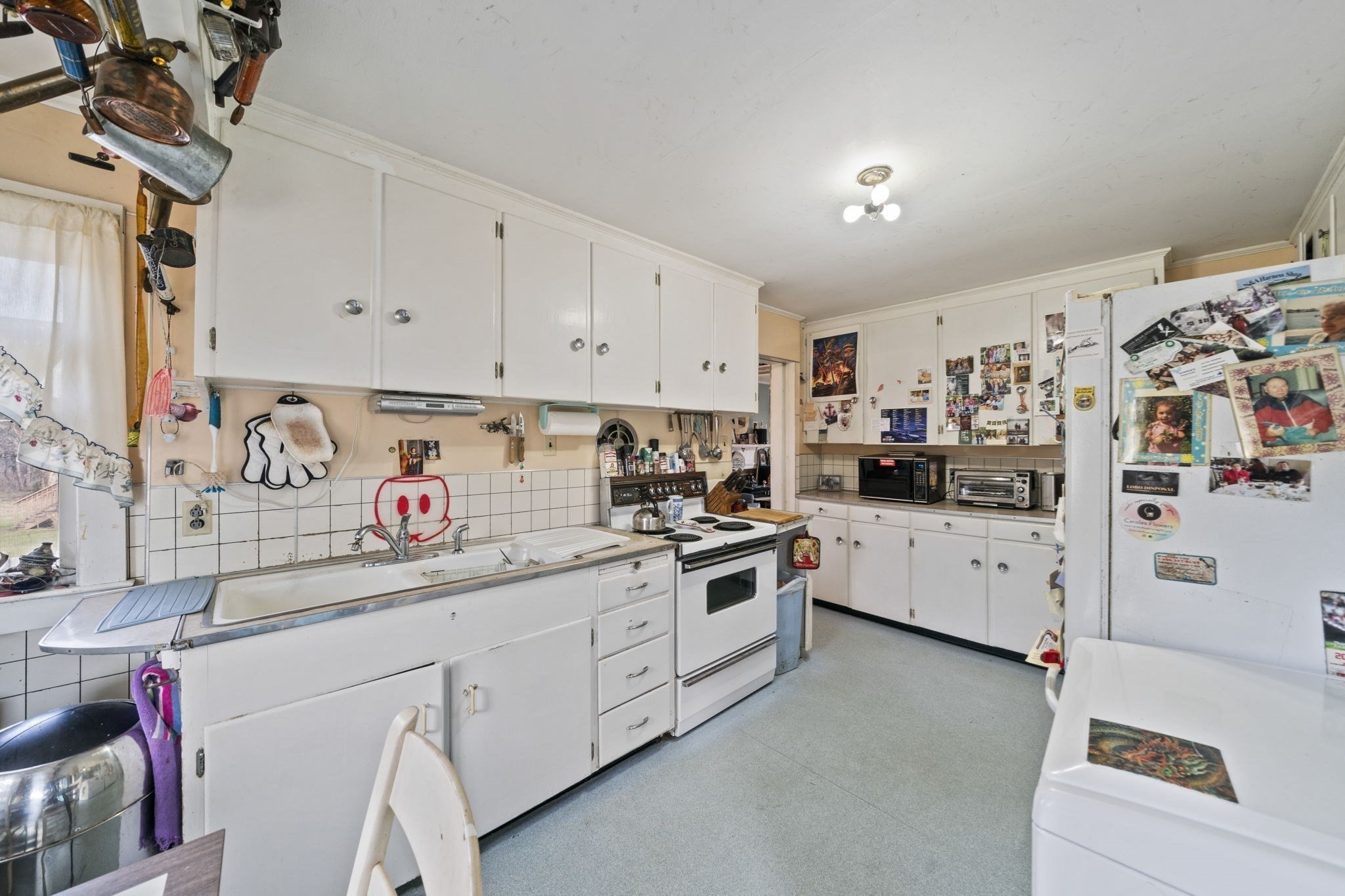 14 Russell Ave Property Photo 11
