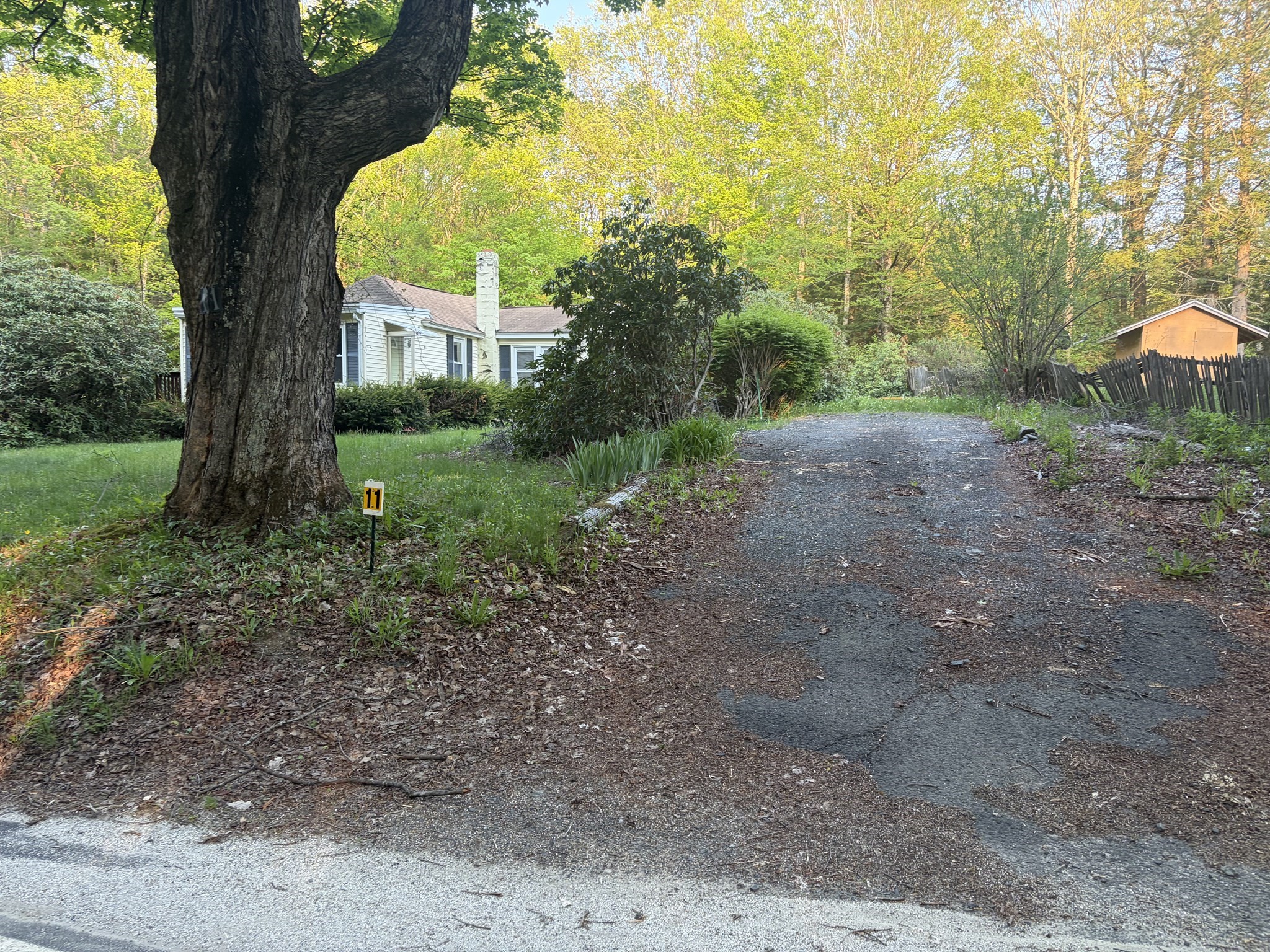 11 S Chesterfield Rd Property Photo 2