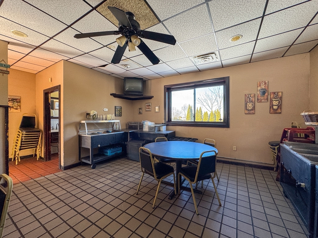 1940 Highland Ave Property Photo 24