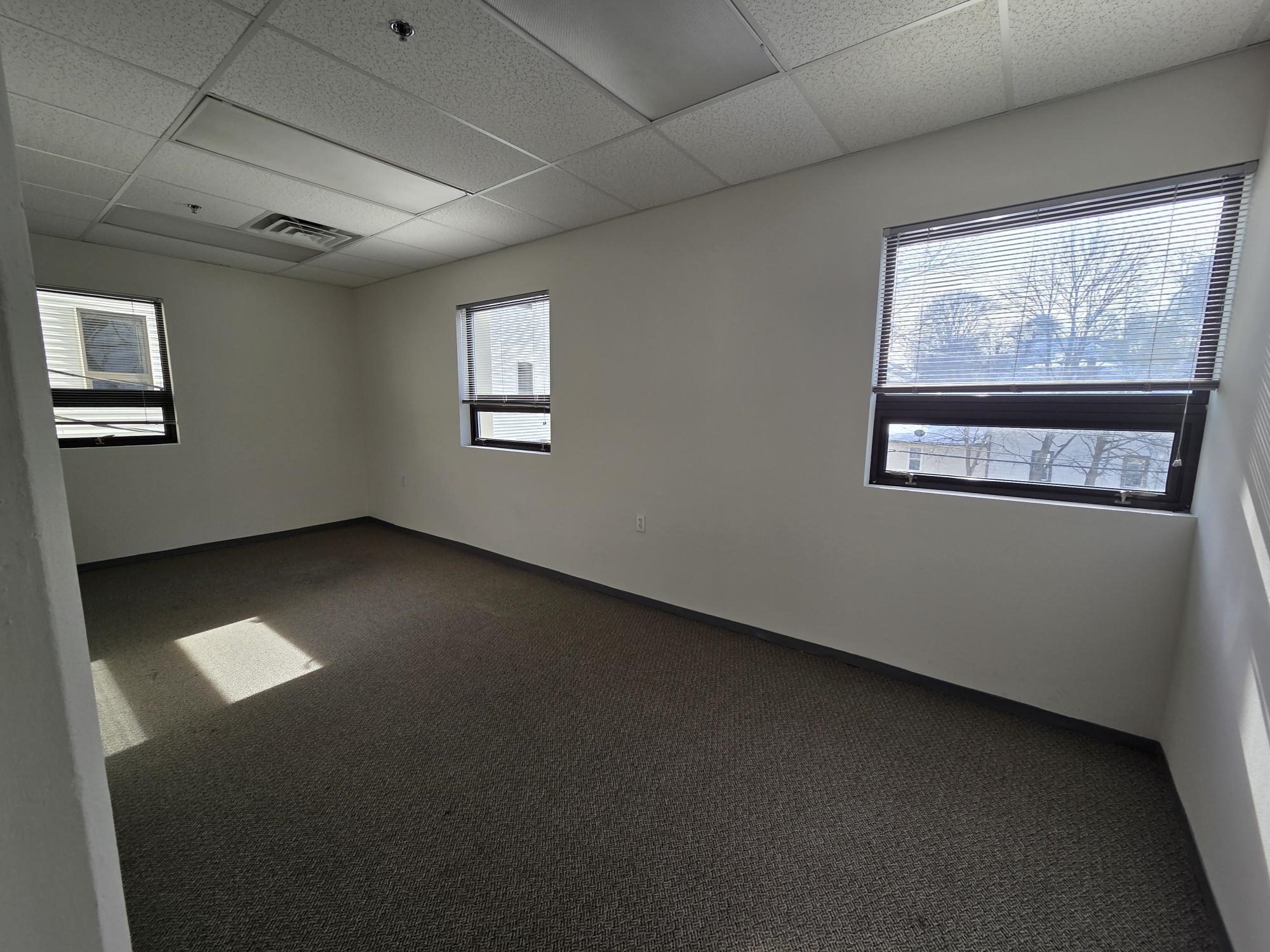 38 Montvale Avenue # 280 Property Photo 4