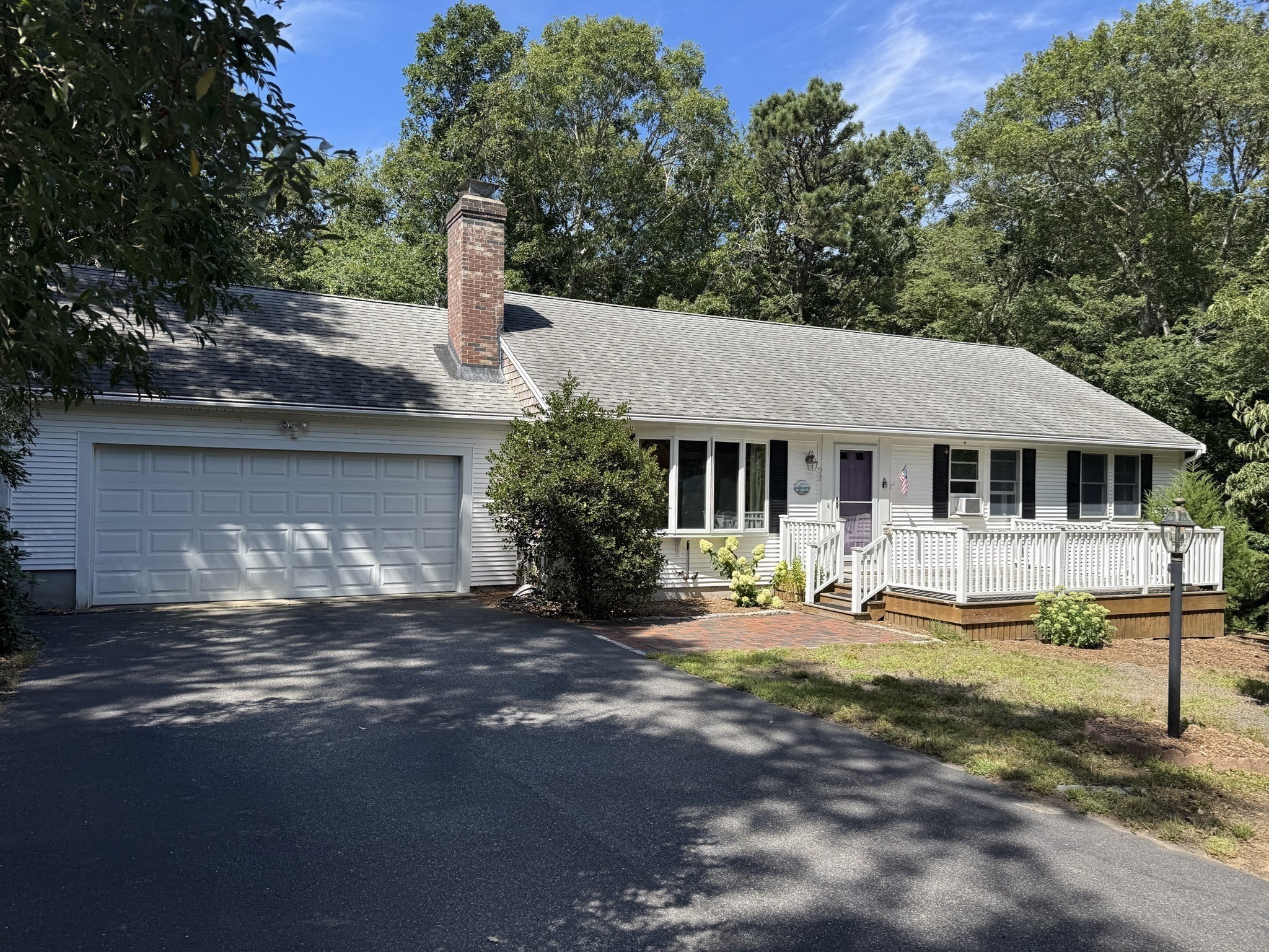 92 Azalea Dr Property Photo 1