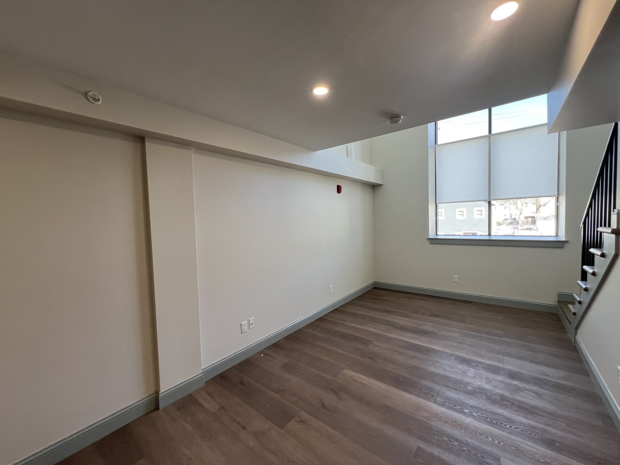 160 Seabury St # 40 Property Photo 4
