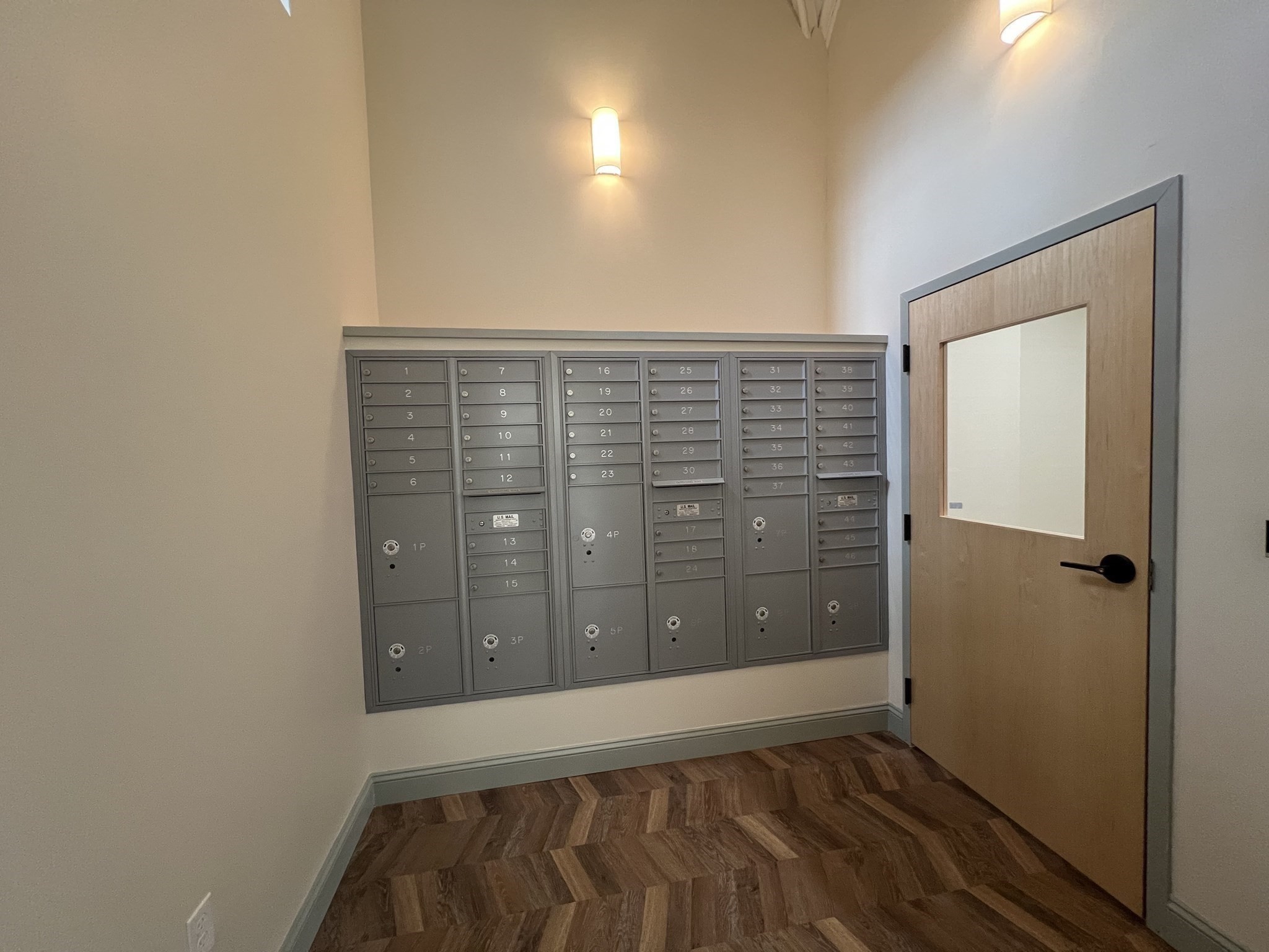 160 Seabury St # 40 Property Photo 19