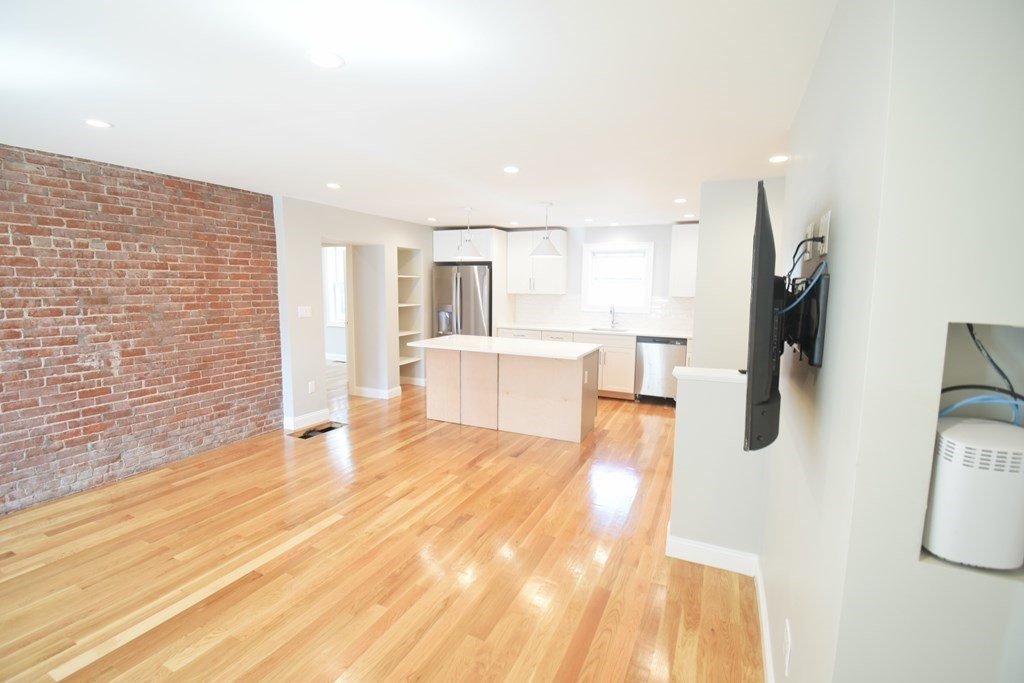 173 Prospect Street # 1 Property Photo 2