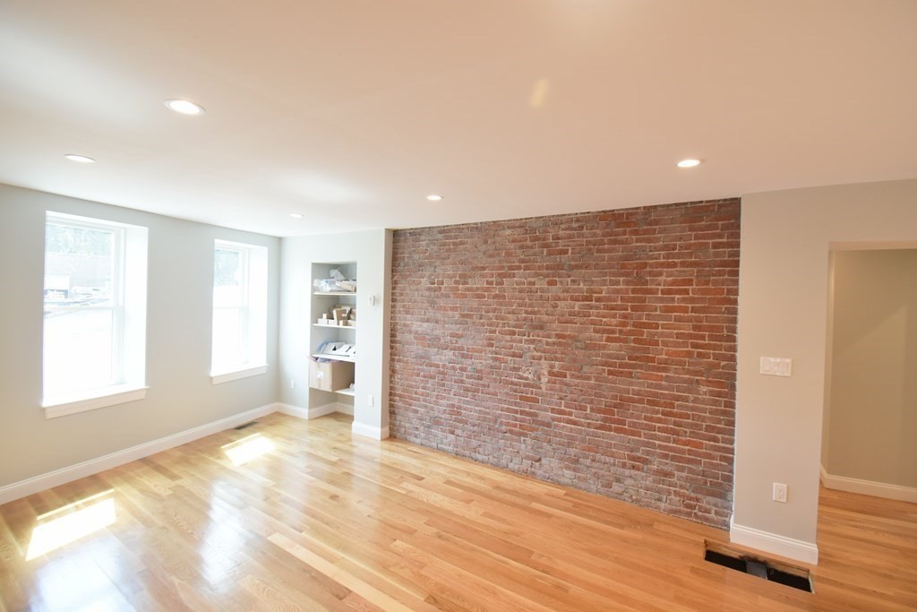 173 Prospect Street # 1 Property Photo 4