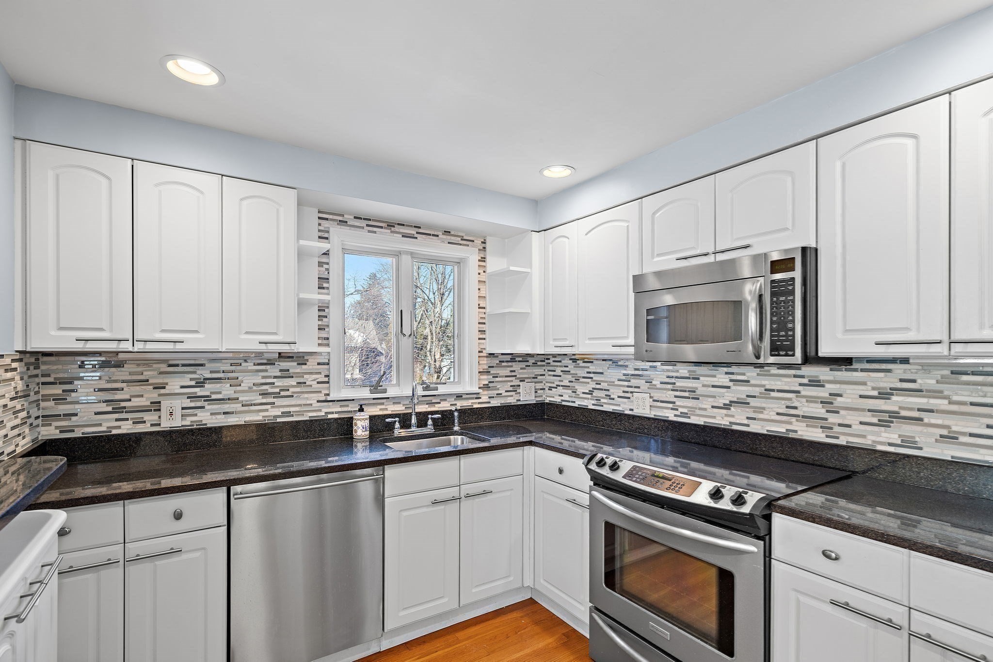 150 Hubbard Street # B Property Photo 3