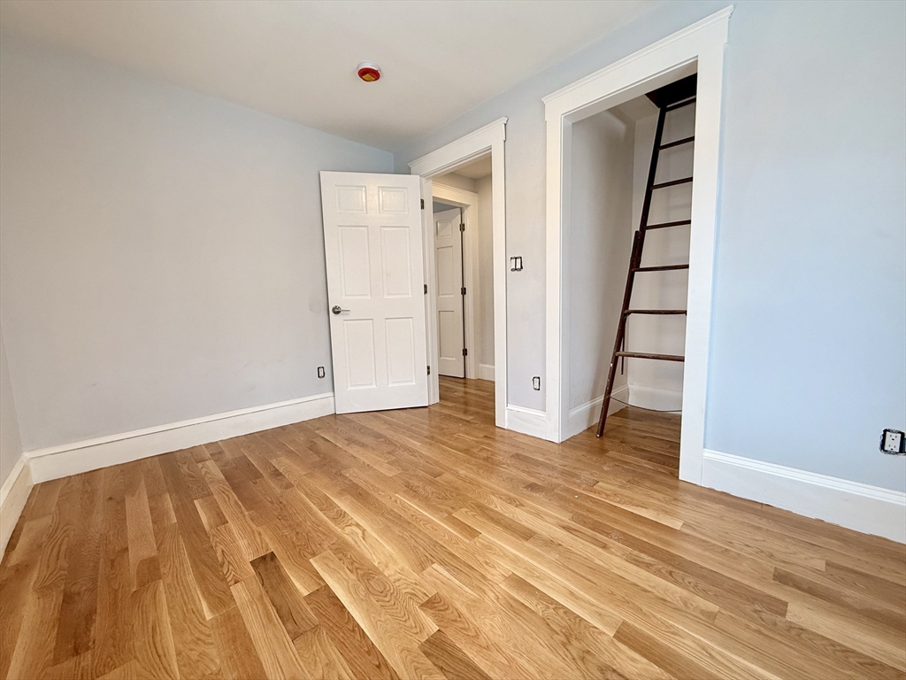 281 Elmwood Ave Property Photo 26