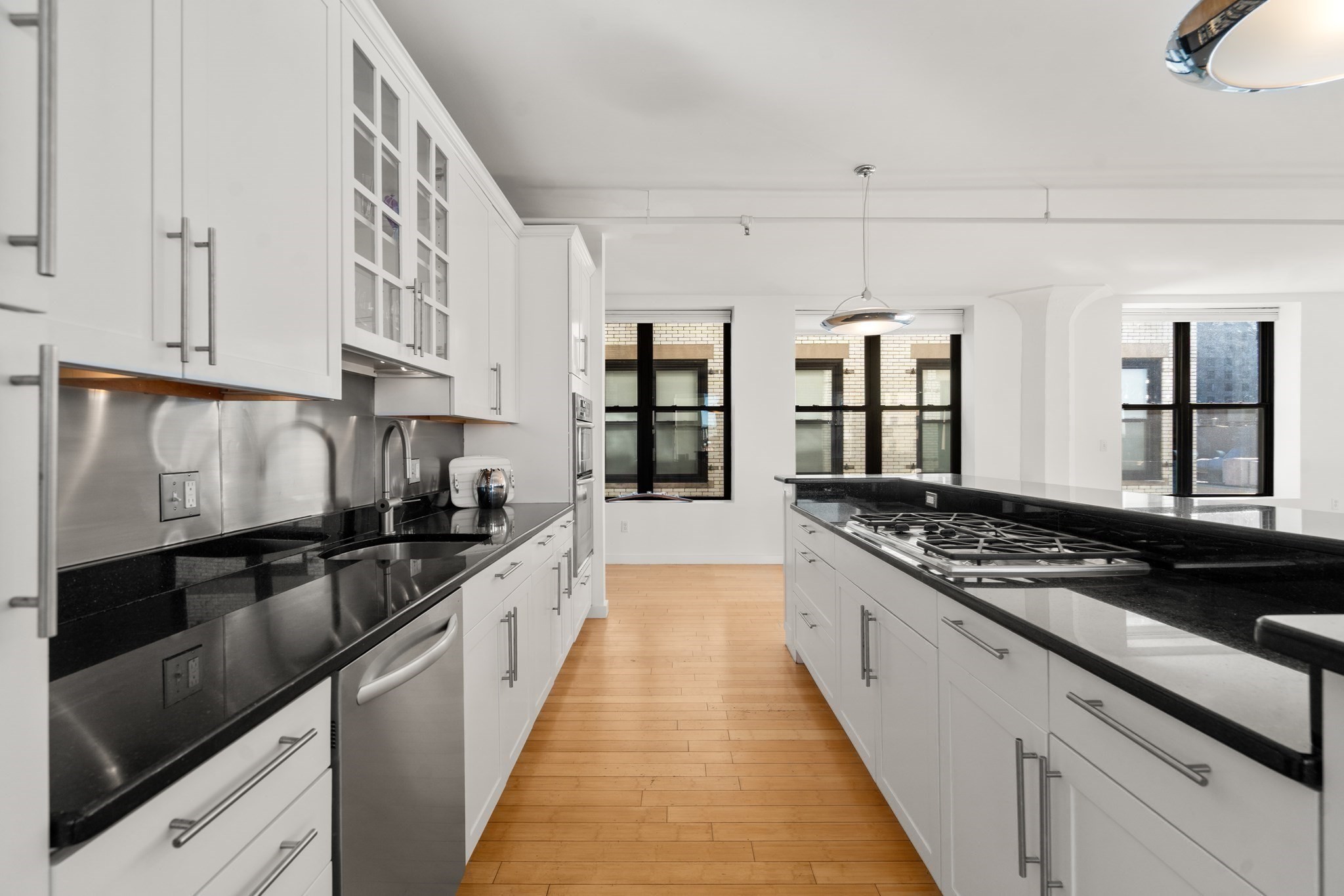 453 Washington Street # 10e Property Photo 9