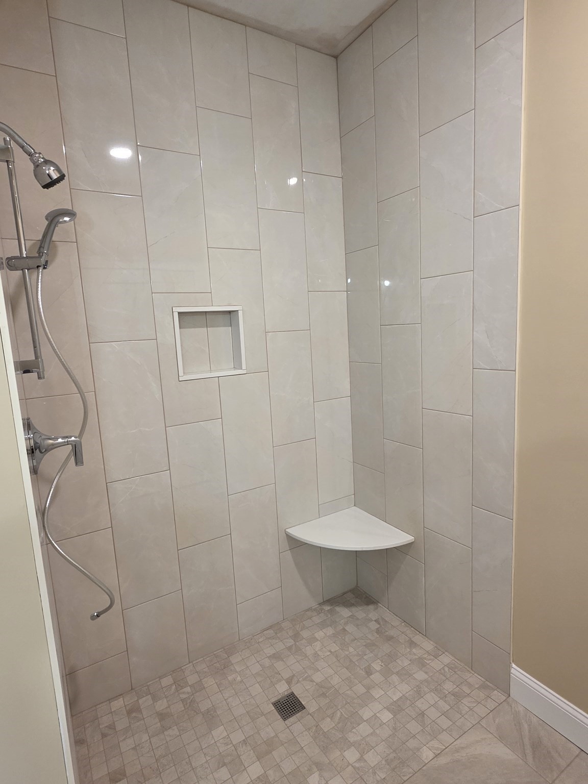 4 Fidelity Drive # 2 Property Photo 12