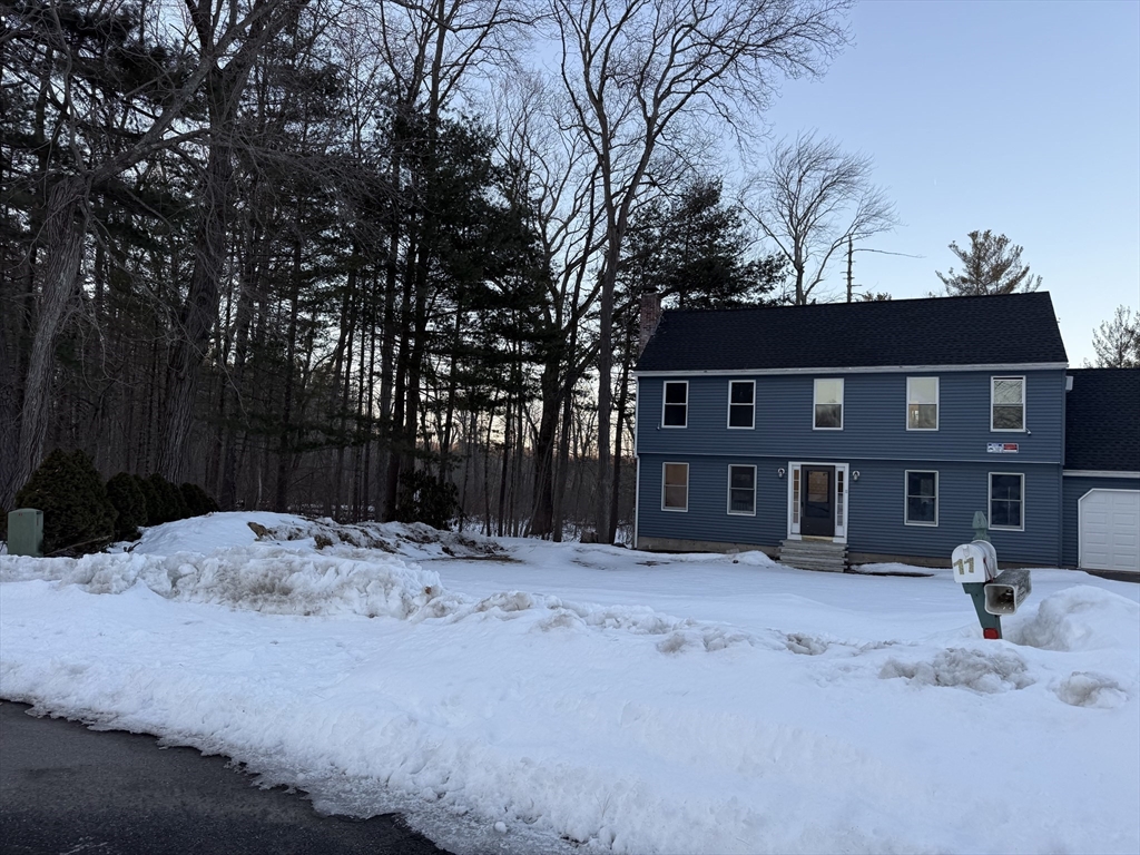 11 Brookside Ct Property Photo 1