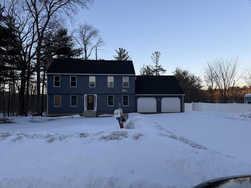 11 Brookside Ct Property Photo 2