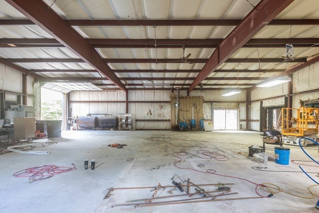 25 New Athol Rd Property Photo