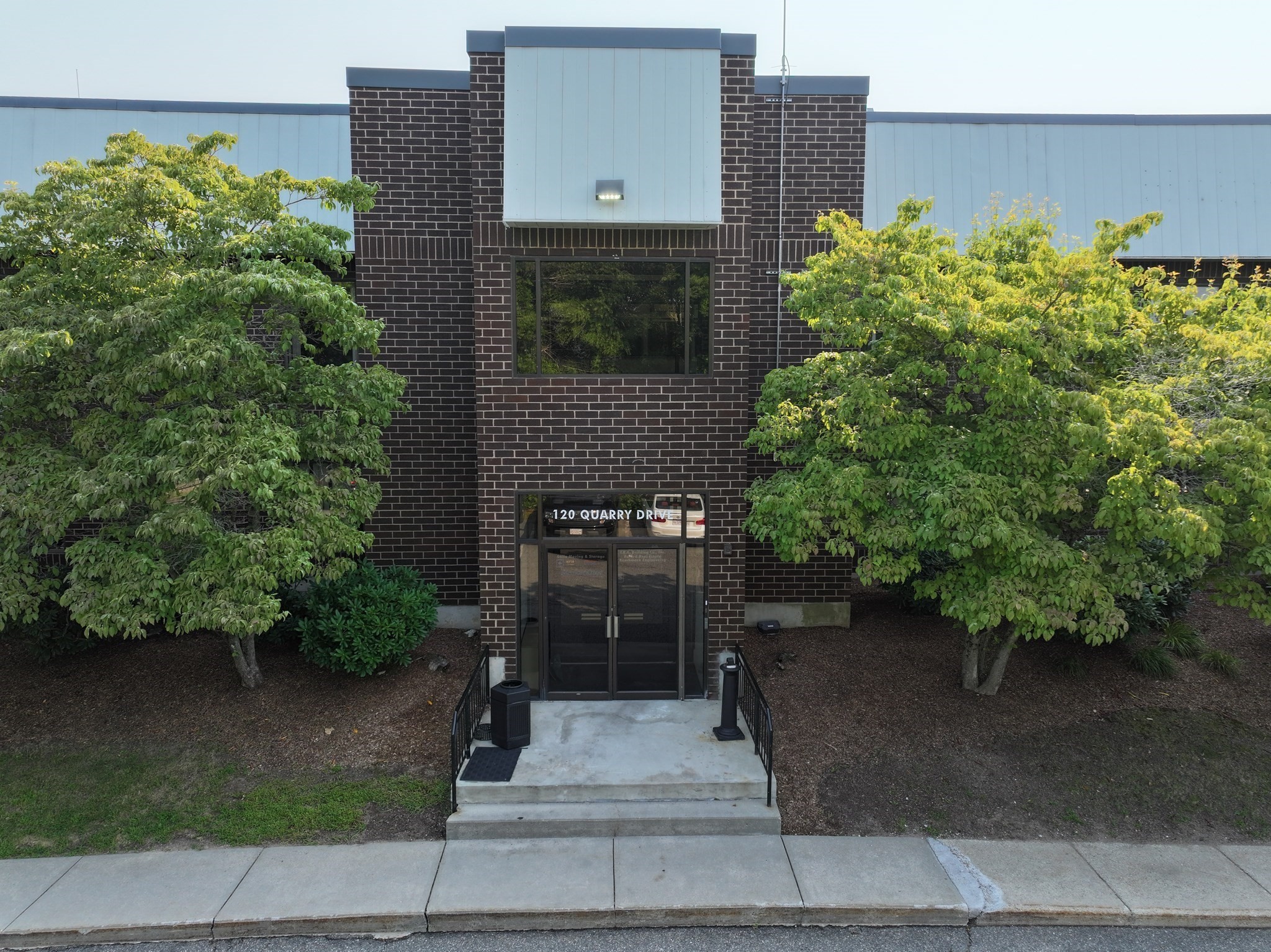 120 Quarry Drive Property Photo 1