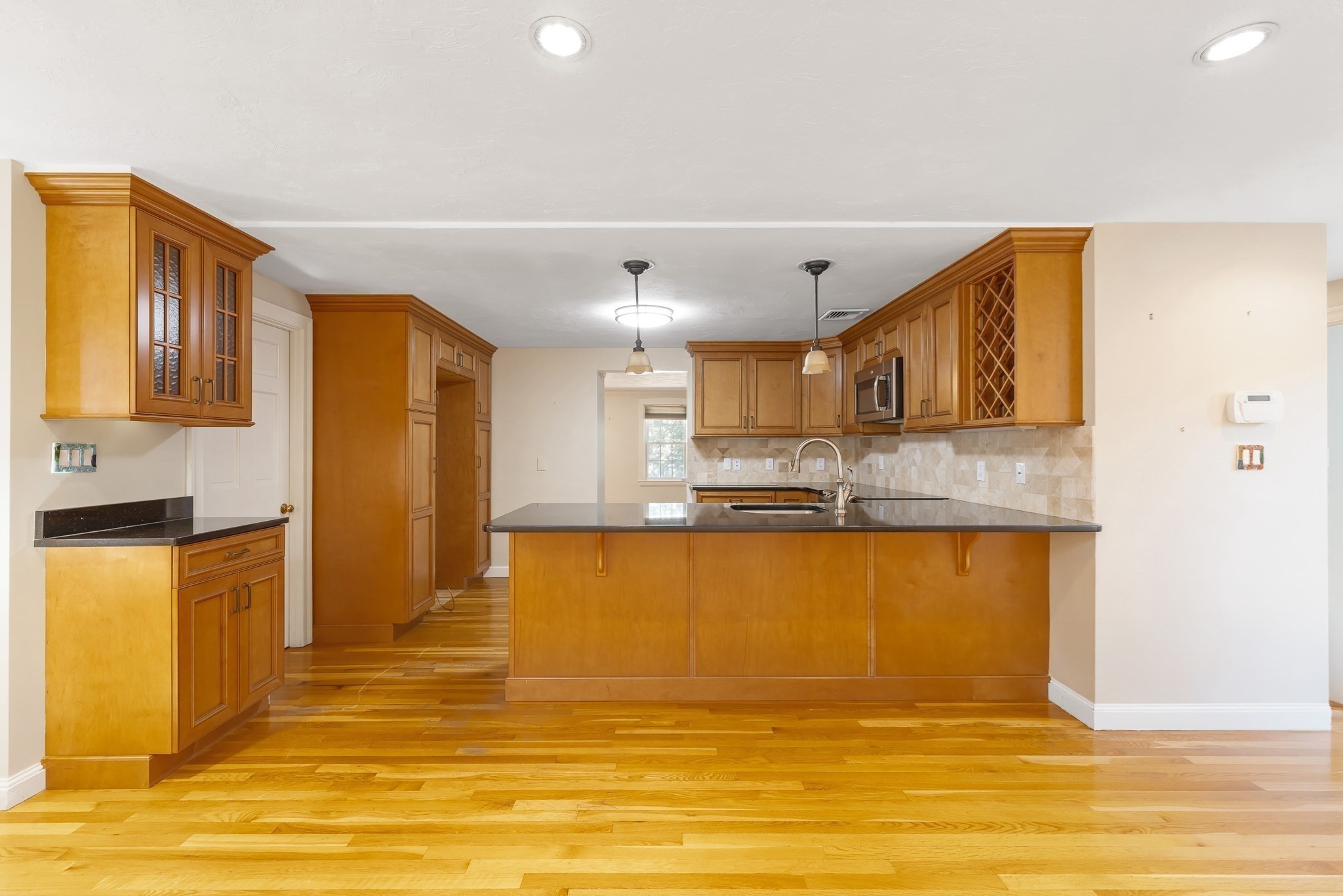 48 Taylor Property Photo 10