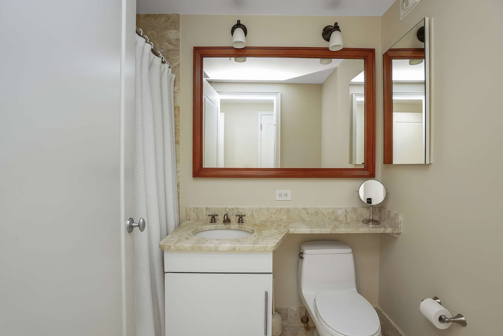 1 Charles St S # 602 Property Photo 5