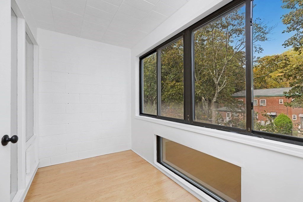 32 Juniper St # 96 Property Photo 4