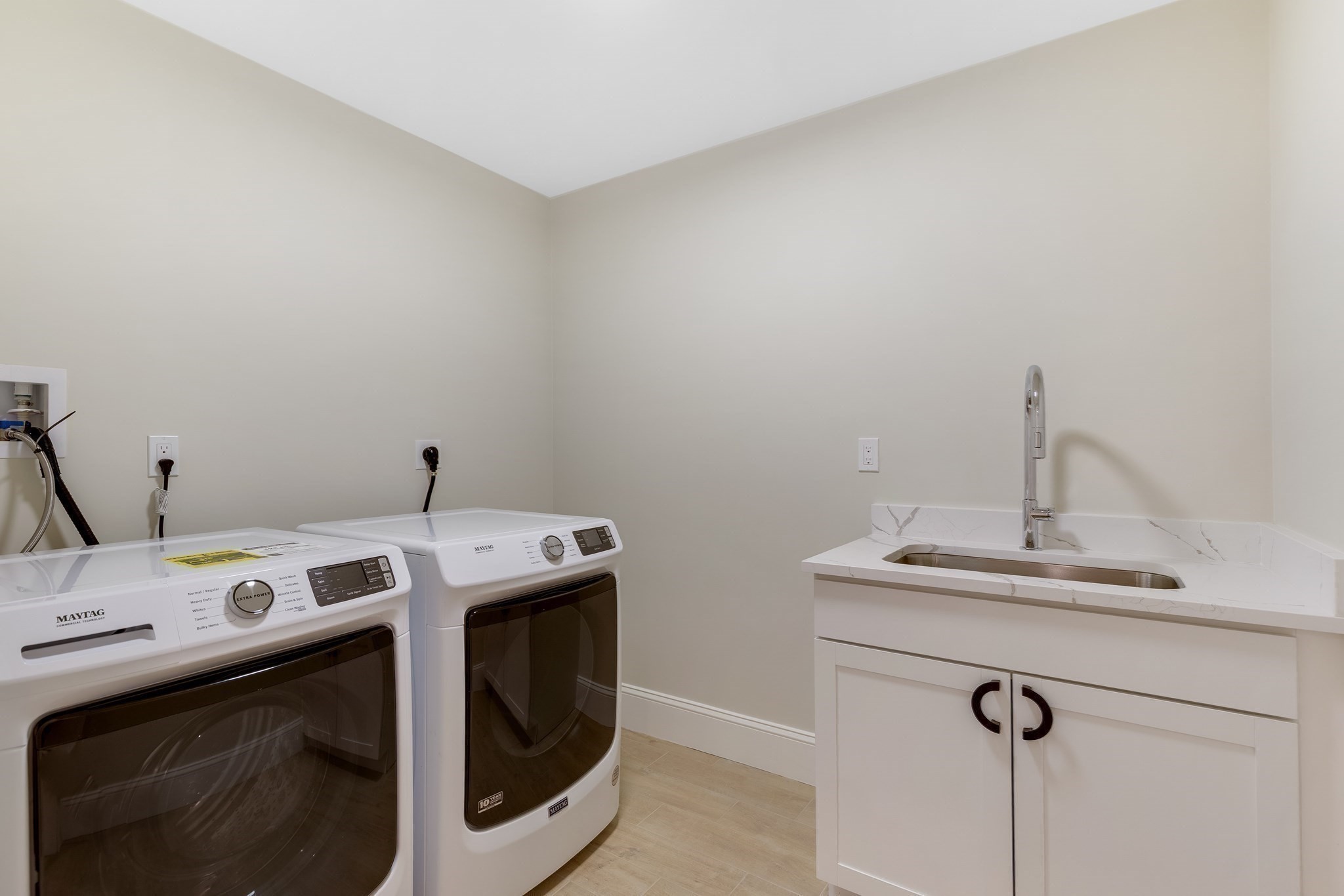 11 Cuba St Property Photo 28