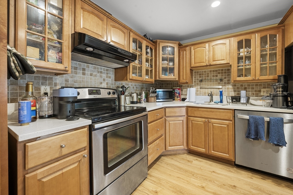 70 Jamaicaway # 1 Property Photo 1