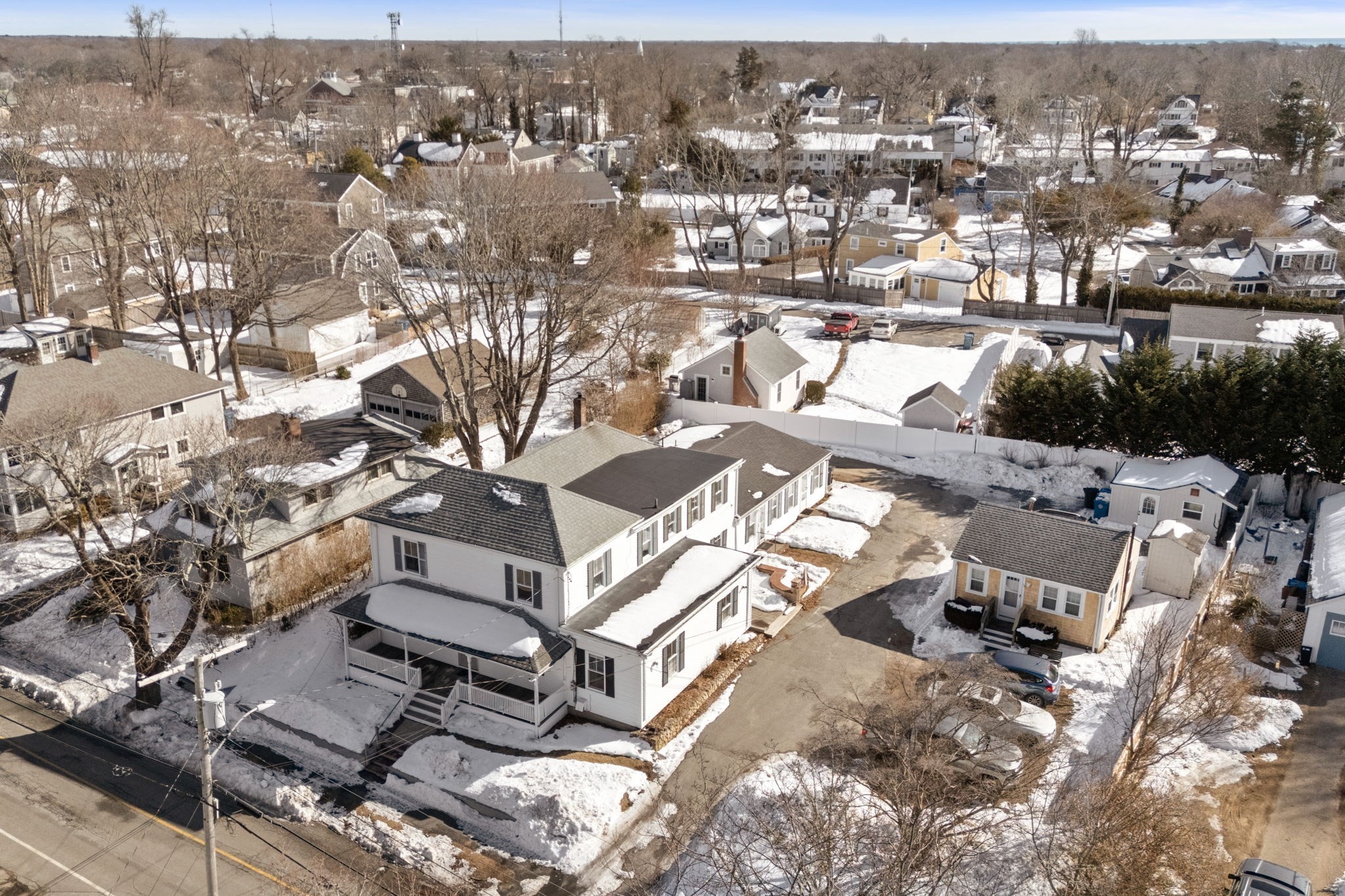 48 Walker St # B Property Photo 2