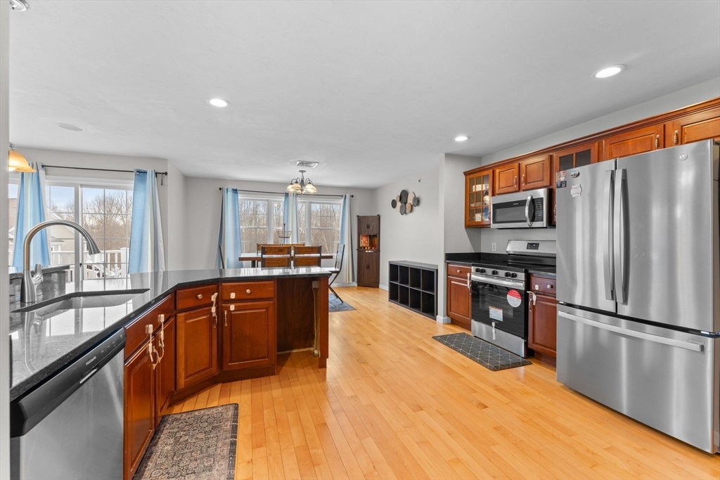 717 Hampton Way # 717 Property Photo 5