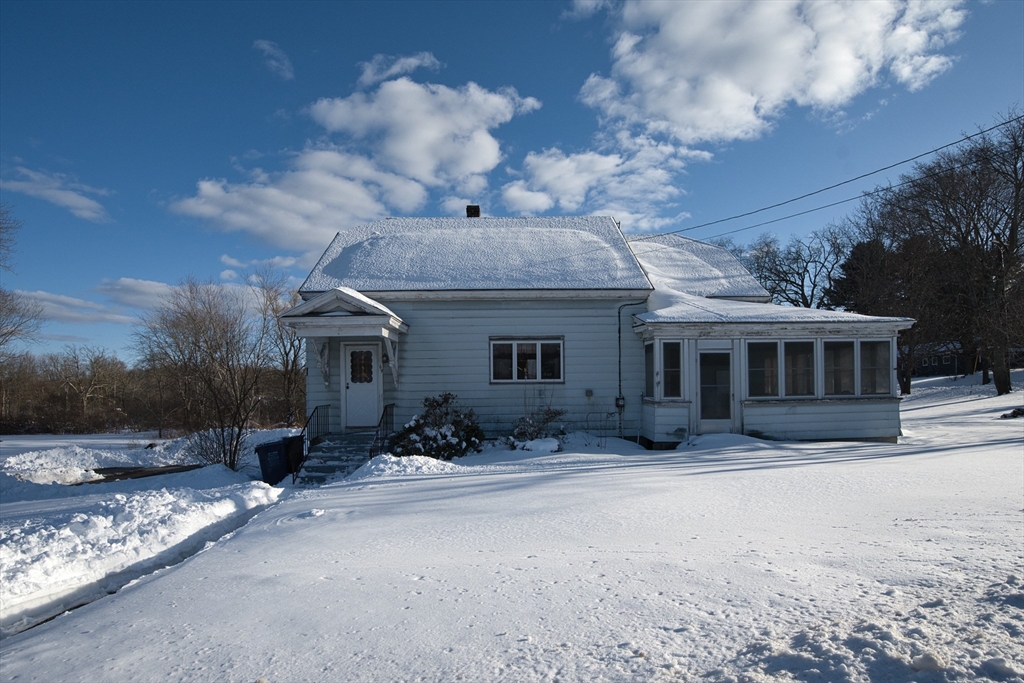 69 Arlington St Property Photo 2