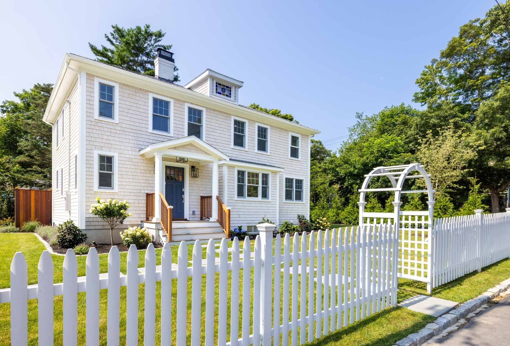5 Pine Tree Lane