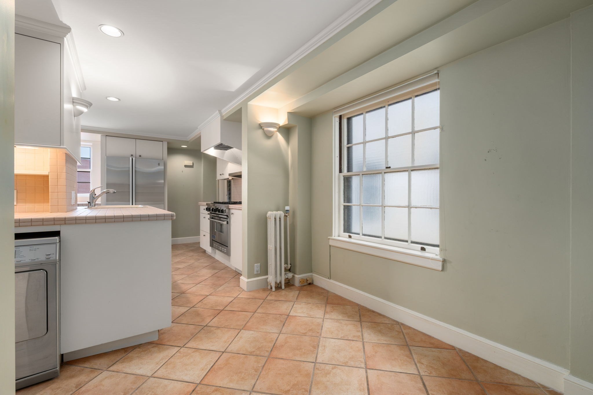 274 Beacon Street # 8r Property Photo 7