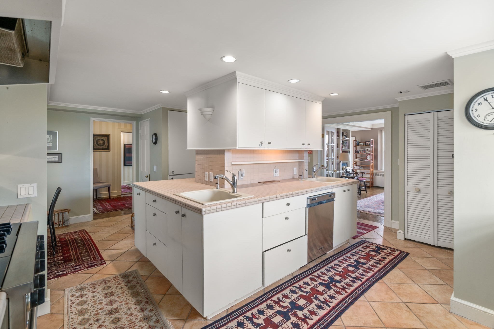274 Beacon Street # 8r Property Photo 8
