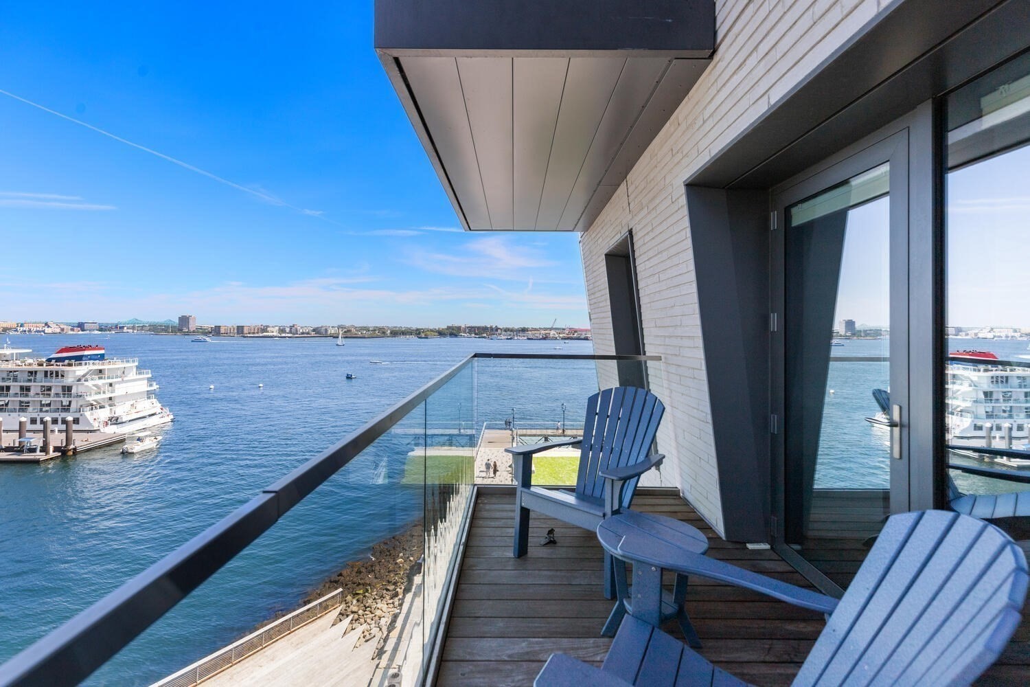 300 Pier 4 Blvd # 5c Property Photo 11