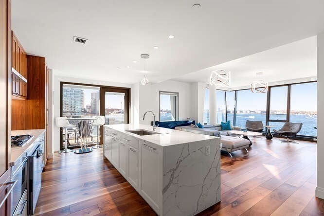 300 Pier 4 Blvd # 5c Property Photo 12