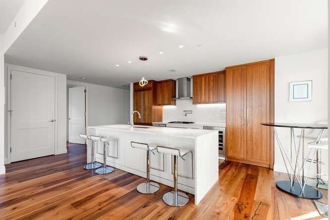 300 Pier 4 Blvd # 5c Property Photo 15