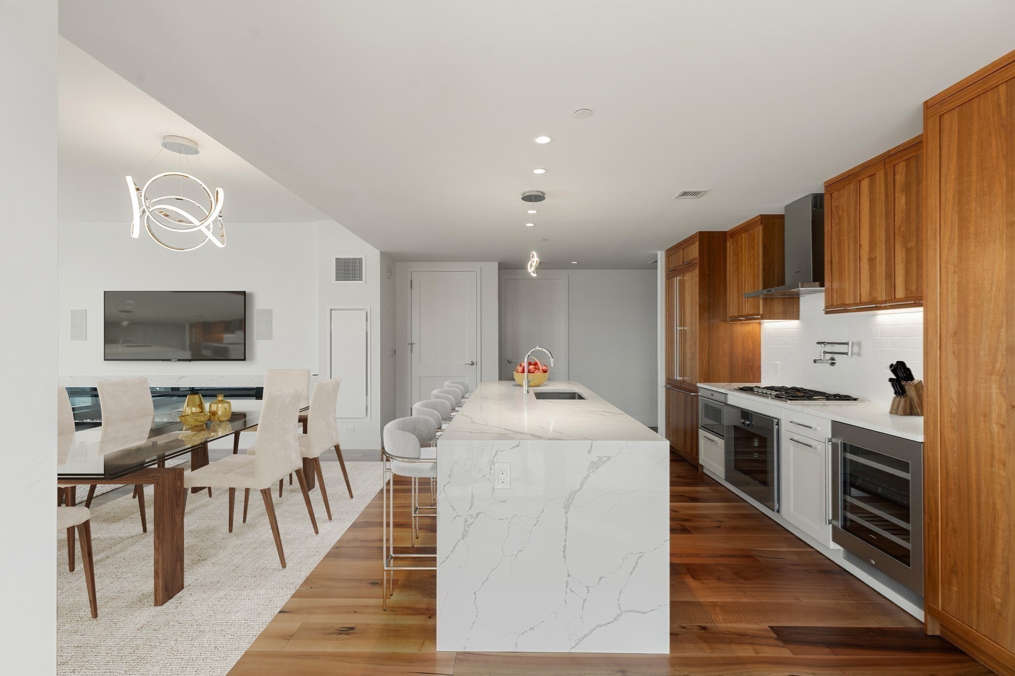 300 Pier 4 Blvd # 5c Property Photo 18
