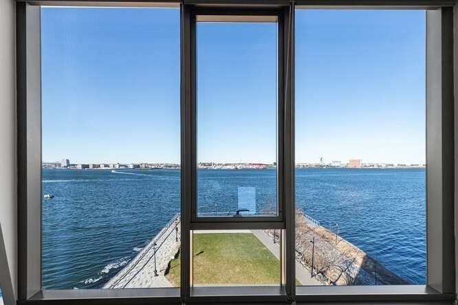 300 Pier 4 Blvd # 5c Property Photo 20