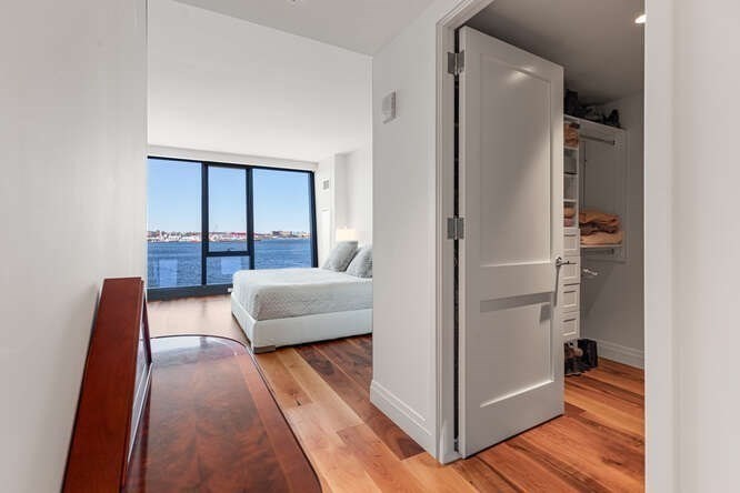 300 Pier 4 Blvd # 5c Property Photo 22