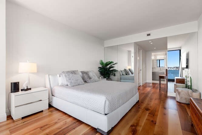 300 Pier 4 Blvd # 5c Property Photo 22