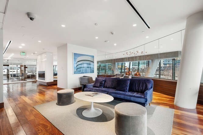300 Pier 4 Blvd # 5c Property Photo 37