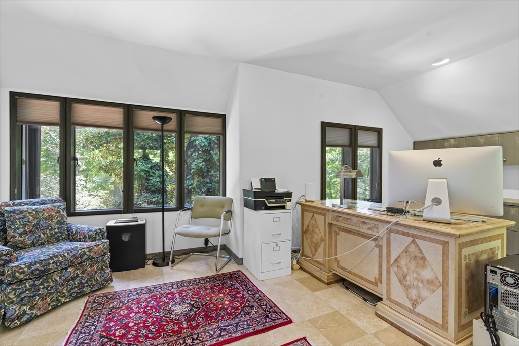 331 Heath Street Property Photo 18