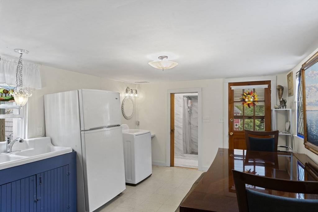 10 East Blvd Property Photo 6